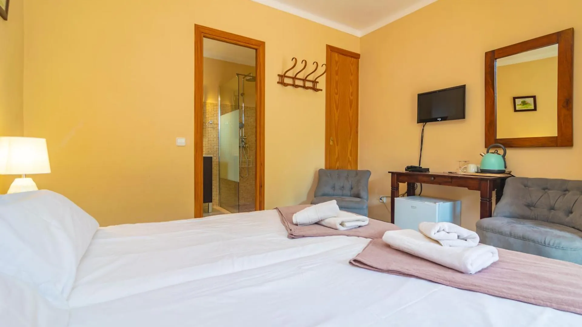Finca Es Rafal, Agroturisme Montuiri  Farm stay