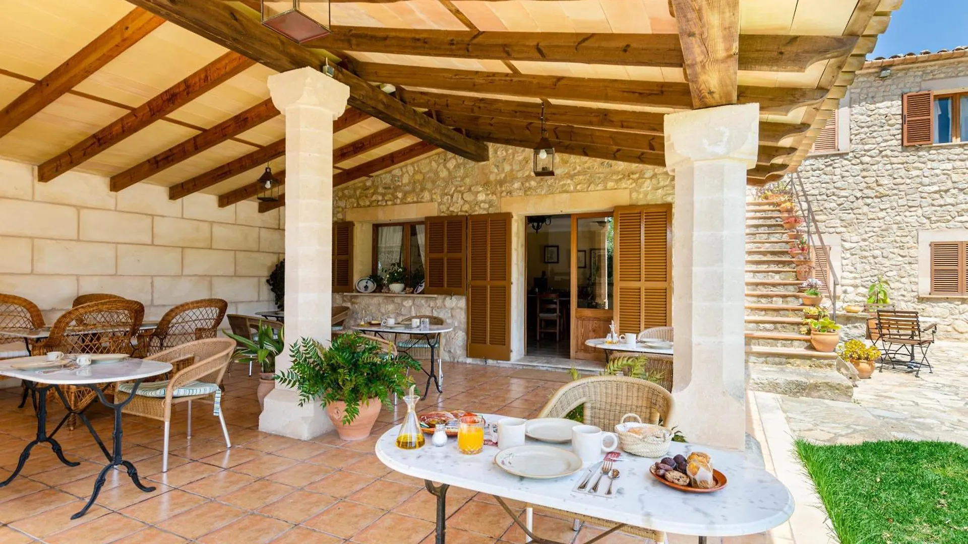 Finca Es Rafal, Agroturisme Montuiri  Farm stay