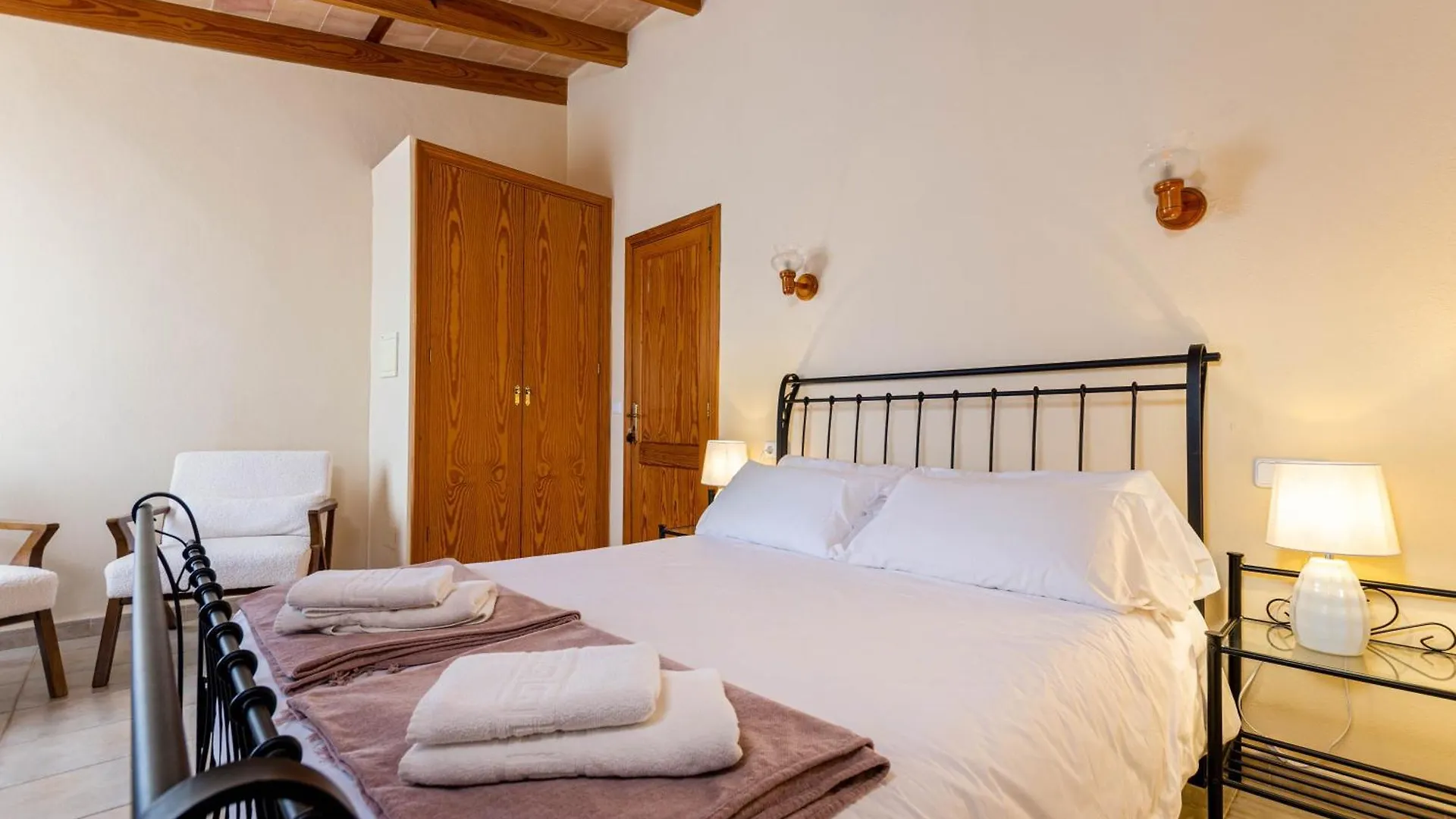 Farm stay Finca Es Rafal, Agroturisme Montuiri