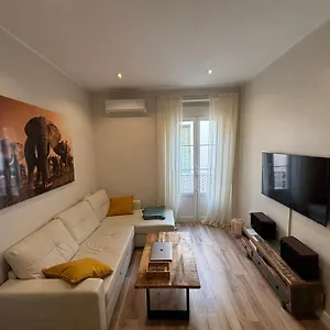 Precious And Original Center , Cadice Spagna
